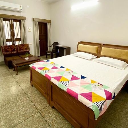 Garden View Residency Bed and Breakfast Λάκναου Εξωτερικό φωτογραφία