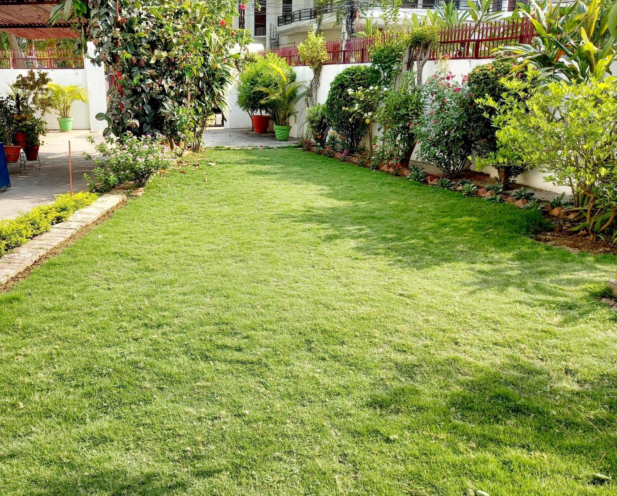 Garden View Residency Bed and Breakfast Λάκναου Εξωτερικό φωτογραφία